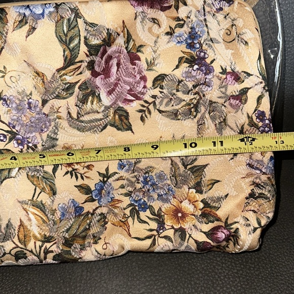 Travel case cosmetic bags hangers NWOT - Picture 8 of 12